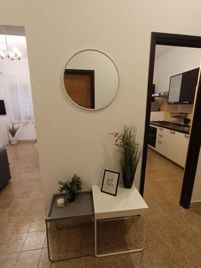 Apartman Simac Okrug Gornji Трогир Экстерьер фото